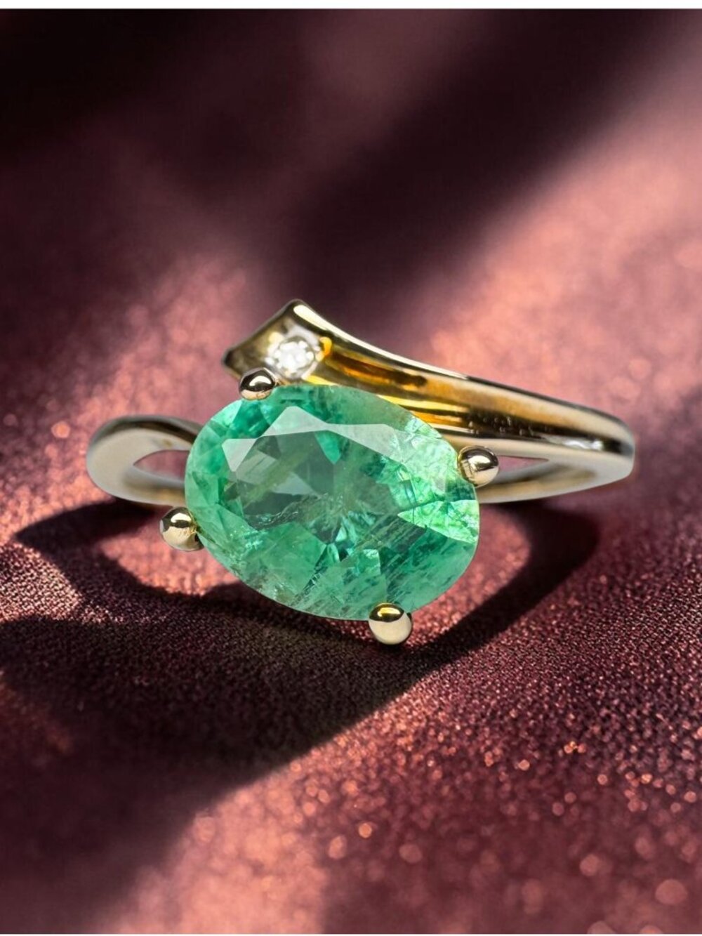10K Gold- Natural Colombian Emerald & Diamond Ring -Size 8 -1ct Bypass Ring 2.2g